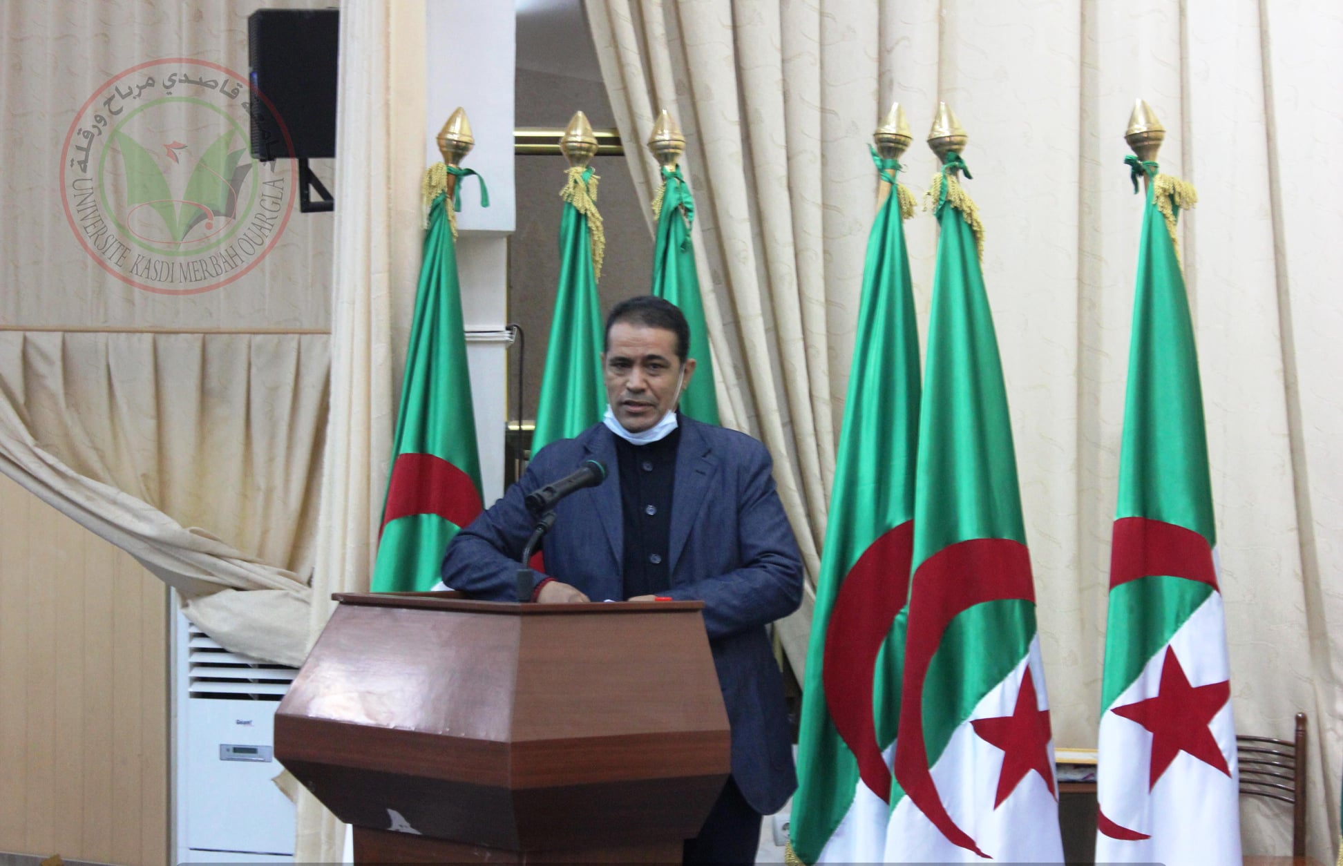 الأمين العام للاتحادية الوطنية للتعليم العالي15