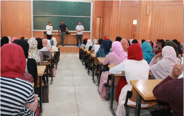 يوم توجيهي إعلامي بكلية علوم الطبيعة والحياة