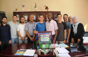 The Hydrocarbons Science Club receives its award in Germany