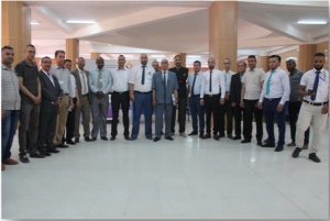 الأبواب المفتوحة على كلية العلوم الإقتصادية والتجارية وعلوم التسيير ومحيطها الإقتصادي والمــالي