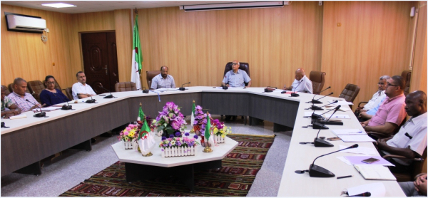 اجتماع تنسيقي لعمداء الكليات ومدراء المعاهد